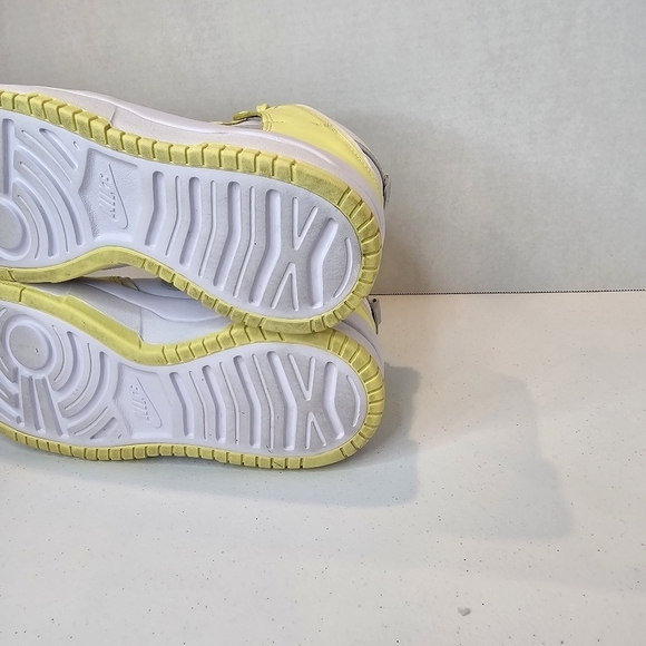Nike Dunk High Up Sneakers Women's Size 8.5 White Citron Coconut Milk - Picture 6 of 12